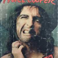 Book - 1975 - Alice Cooper Scrapbook - Rolling Stone / USA