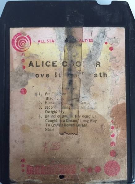 Love It To Death - USA / 8 Track / 359