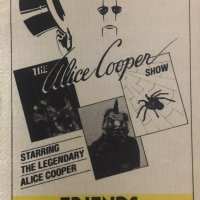 1977 -The Alice Cooper Show / Friends