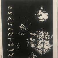 Press Kit - 2001- Dragontown USA  Tour 